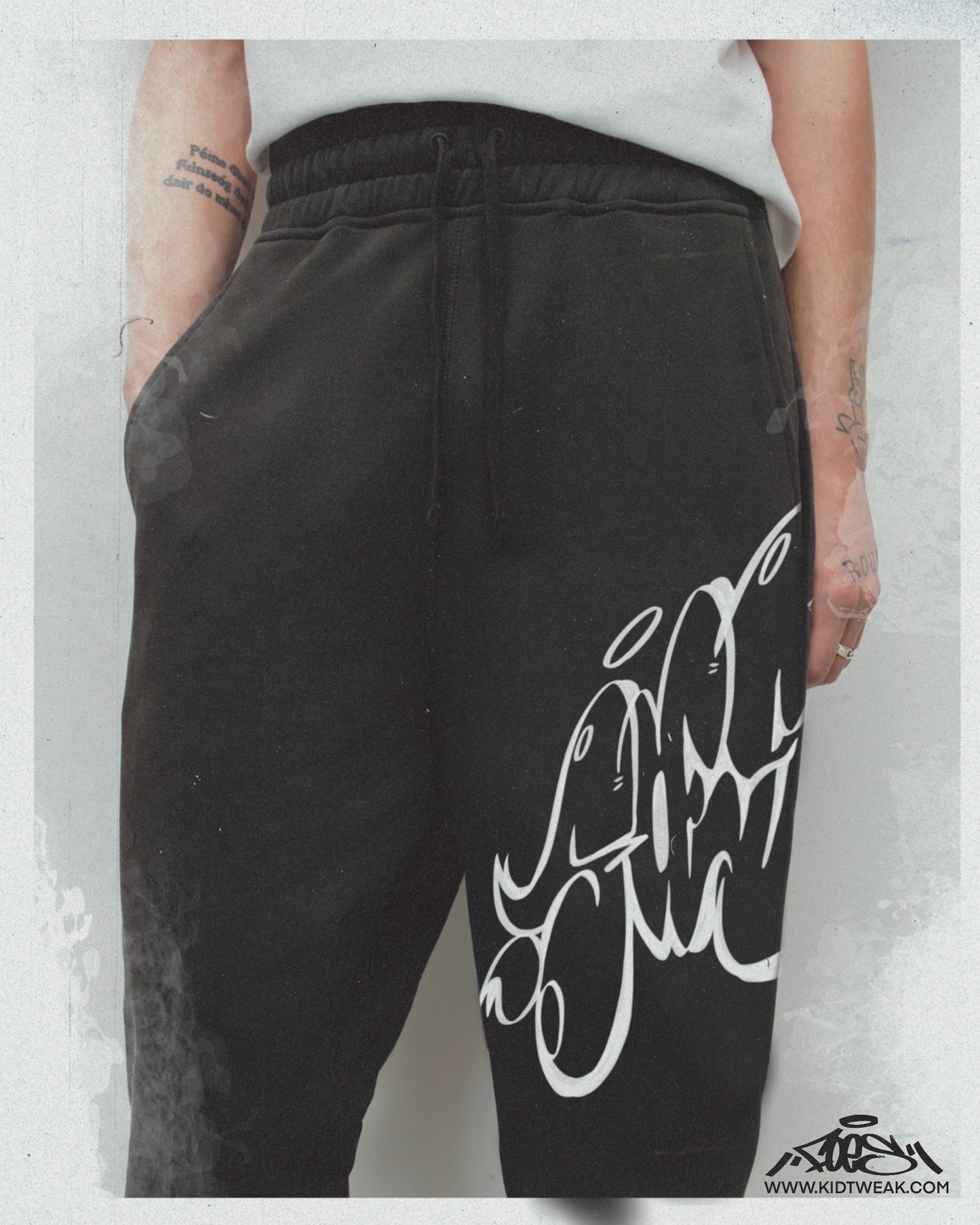 Unisex FOES Throwie Logo Sweatpants